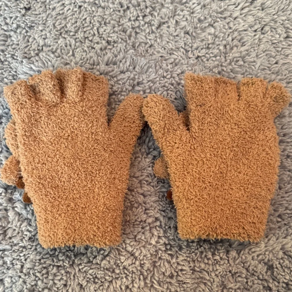 Kids Cozy Brown Reindeer Mittens - Brown